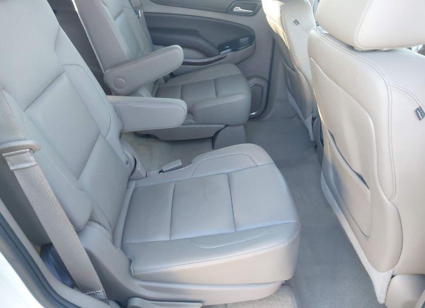 Photo 8 of 2015 Chevrolet Tahoe LT (VIN 1GNSCBKC0FR623343)