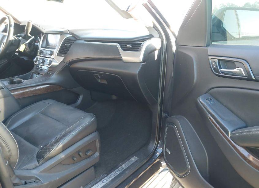 Photo 5 of 2015 Chevrolet Tahoe LT (VIN 1GNSCBKC0FR708134)