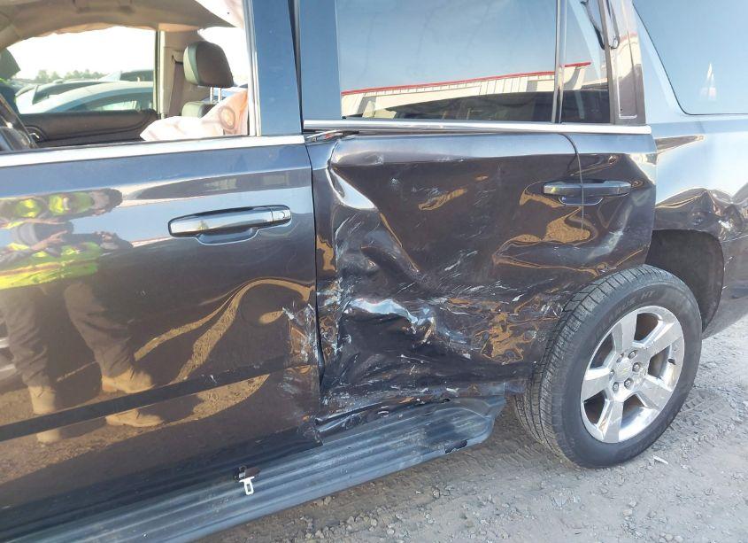Photo 6 of 2015 Chevrolet Tahoe LT (VIN 1GNSCBKC0FR708134)