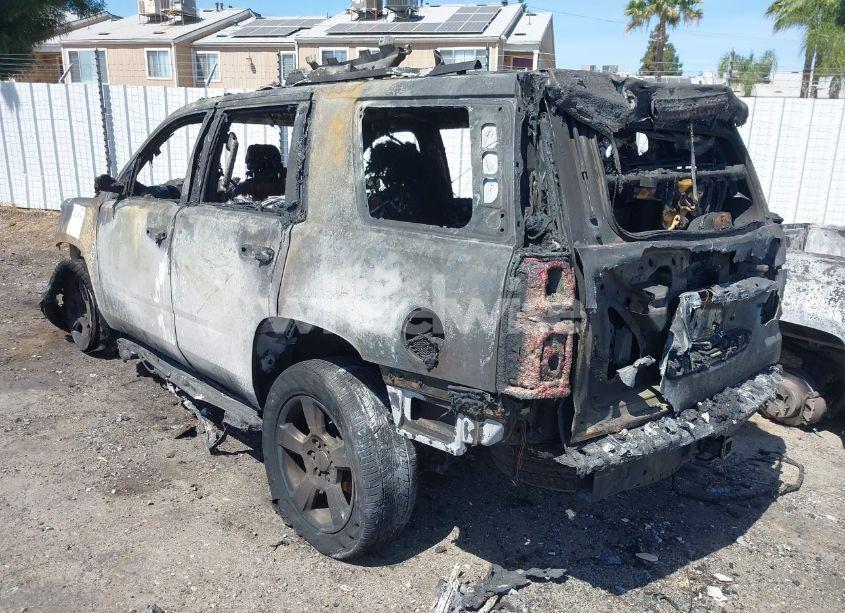 Photo 3 of 2016 Chevrolet Tahoe LT (VIN 1GNSCBKC0GR163943)