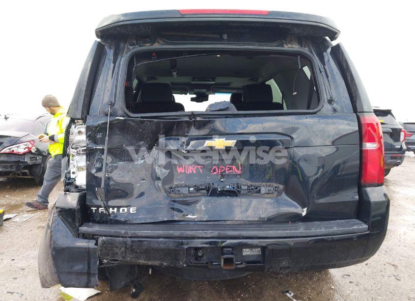 Photo 6 of 2016 Chevrolet Tahoe LT (VIN 1GNSCBKC0GR250337)