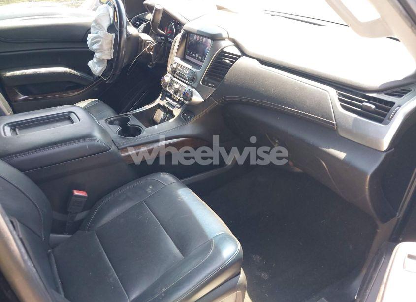 Photo 5 of 2016 Chevrolet Tahoe LT (VIN 1GNSCBKC0GR361339)