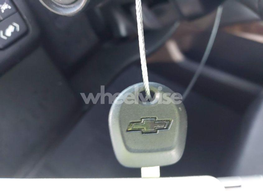 Photo 11 of 2019 Chevrolet Tahoe LT (VIN 1GNSCBKC0KR240660)