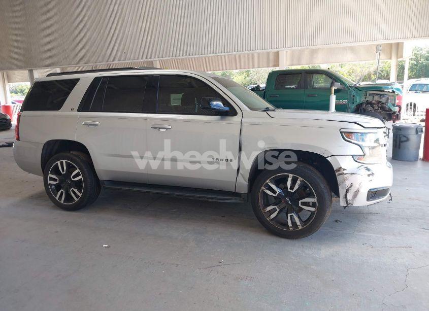 Photo 14 of 2019 Chevrolet Tahoe LT (VIN 1GNSCBKC0KR240660)