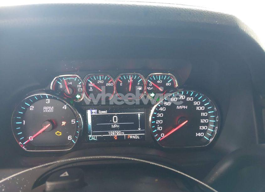 Photo 7 of 2019 Chevrolet Tahoe LT (VIN 1GNSCBKC0KR240660)