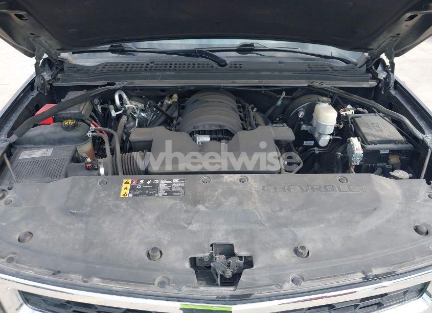 Photo 10 of 2019 Chevrolet Tahoe LT (VIN 1GNSCBKC0KR275635)