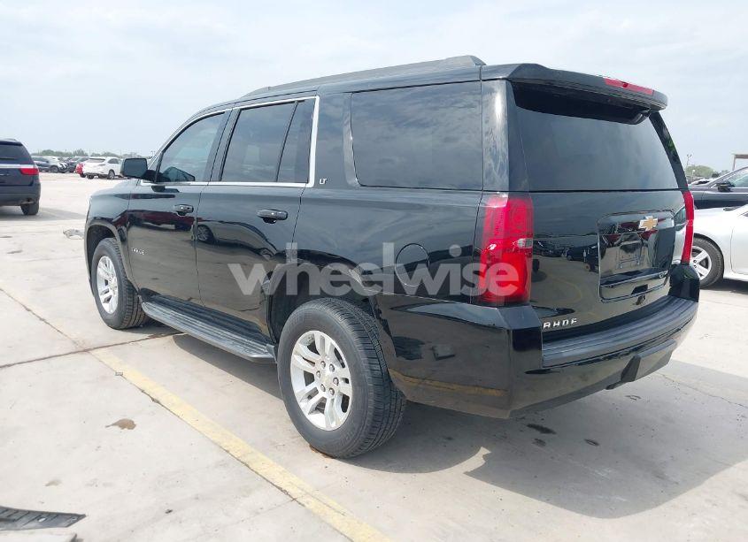 Photo 3 of 2019 Chevrolet Tahoe LT (VIN 1GNSCBKC0KR275635)