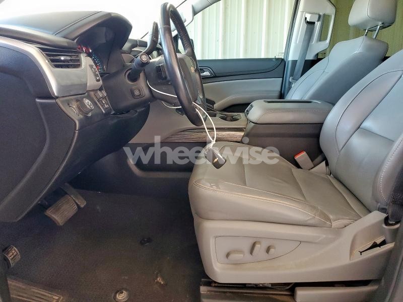 Photo 7 of 2019 CHEVROLET TAHOE C1500 LT (VIN 1GNSCBKC0KR351600)