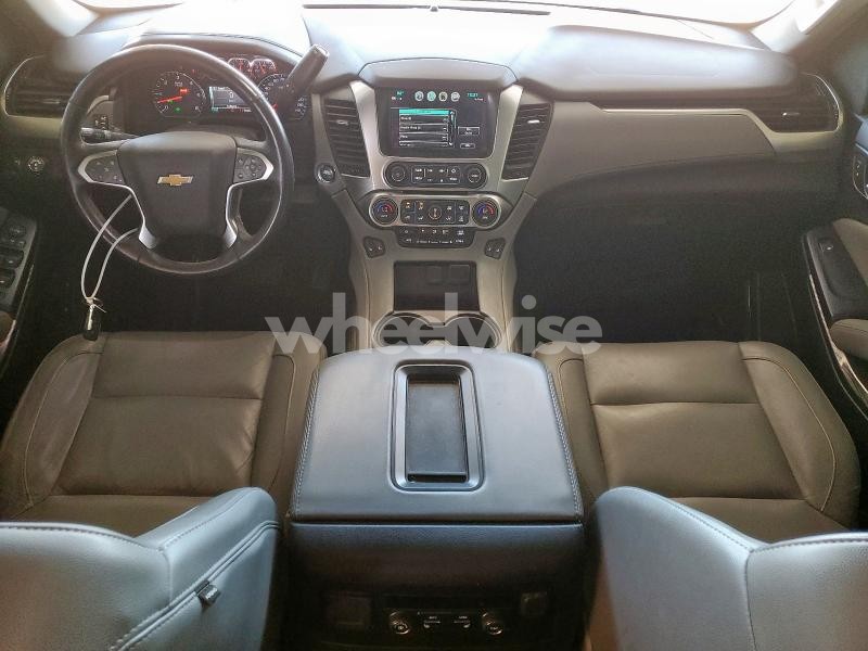 Photo 8 of 2019 CHEVROLET TAHOE C1500 LT (VIN 1GNSCBKC0KR351600)