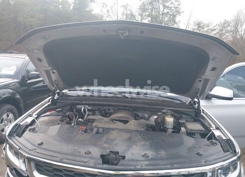 Photo 10 of 2015 Chevrolet Tahoe LT (VIN 1GNSCBKC1FR105189)