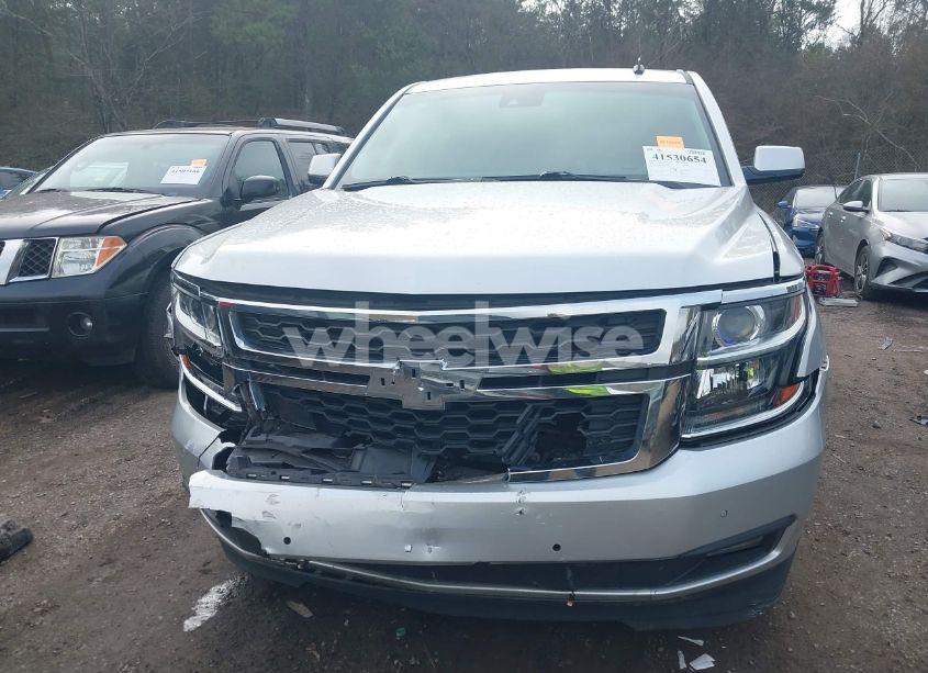 Photo 6 of 2015 Chevrolet Tahoe LT (VIN 1GNSCBKC1FR105189)