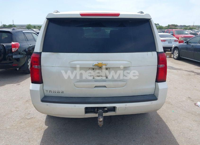 Photo 16 of 2015 Chevrolet Tahoe LT (VIN 1GNSCBKC1FR180992)
