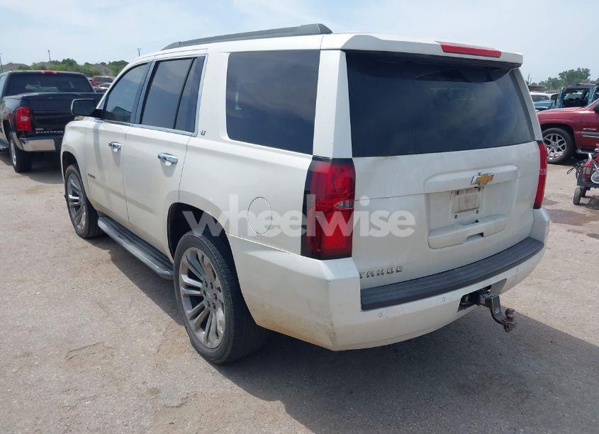 Photo 3 of 2015 Chevrolet Tahoe LT (VIN 1GNSCBKC1FR180992)