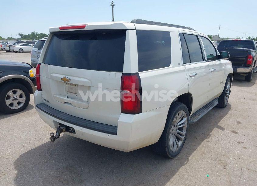 Photo 4 of 2015 Chevrolet Tahoe LT (VIN 1GNSCBKC1FR180992)