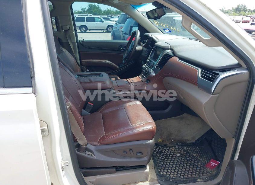 Photo 5 of 2015 Chevrolet Tahoe LT (VIN 1GNSCBKC1FR180992)