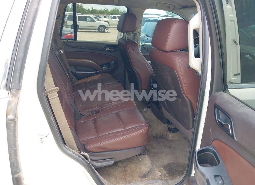 Photo 8 of 2015 Chevrolet Tahoe LT (VIN 1GNSCBKC1FR180992)