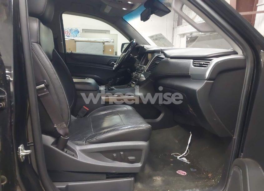 Photo 5 of 2015 Chevrolet Tahoe LT (VIN 1GNSCBKC1FR228488)