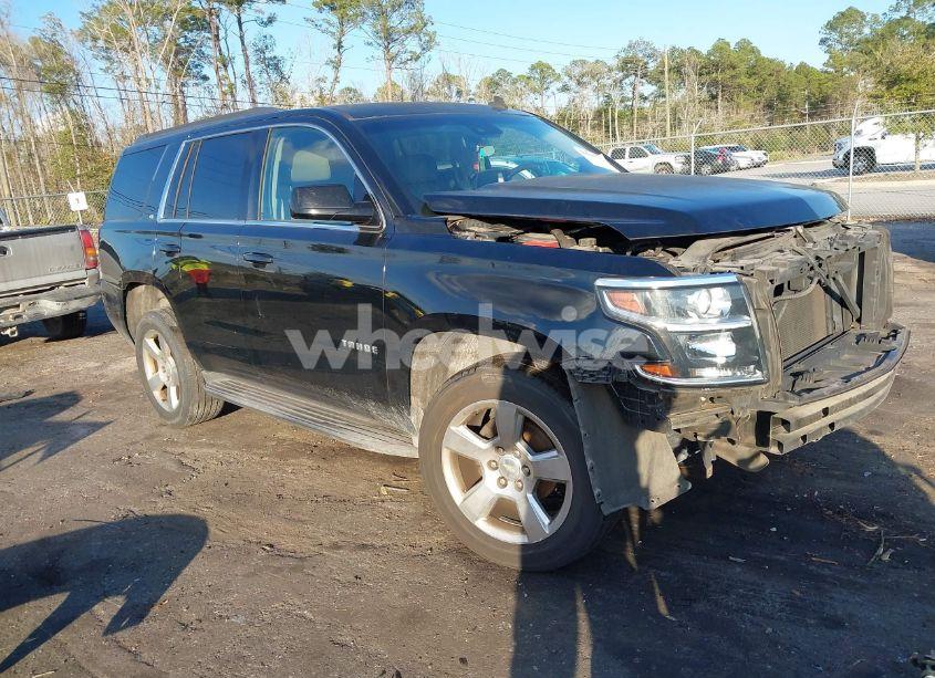 2015 Chevrolet Tahoe LT (VIN 1GNSCBKC1FR232962) main photo