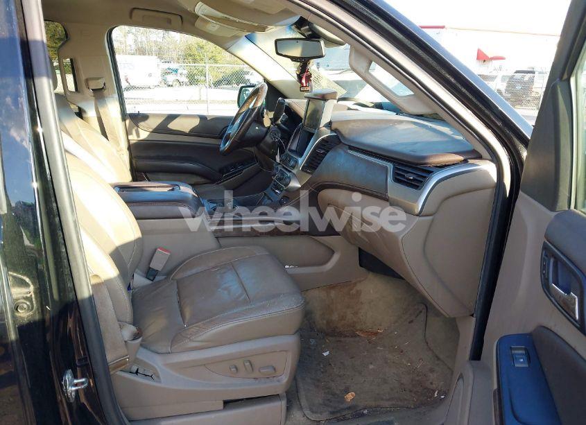 Photo 5 of 2015 Chevrolet Tahoe LT (VIN 1GNSCBKC1FR232962)