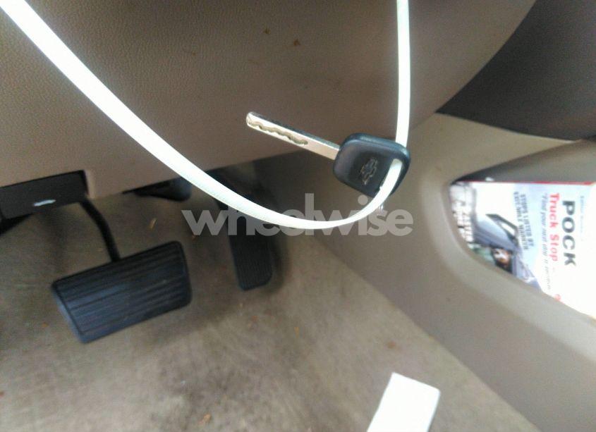 Photo 11 of 2015 Chevrolet Tahoe LT (VIN 1GNSCBKC1FR594998)