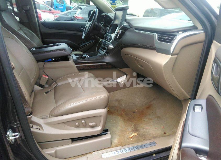 Photo 5 of 2015 Chevrolet Tahoe LT (VIN 1GNSCBKC1FR594998)