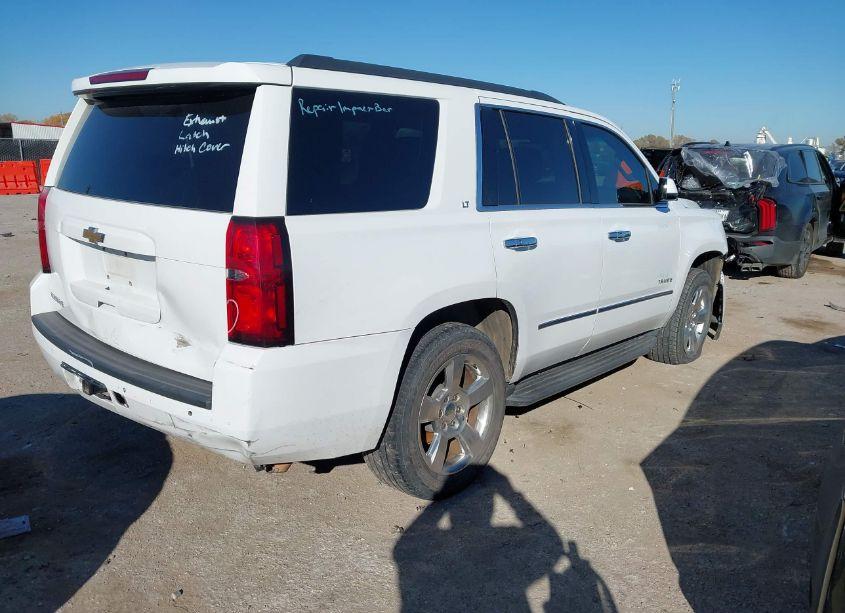 Photo 4 of 2016 Chevrolet Tahoe LT (VIN 1GNSCBKC1GR129610)