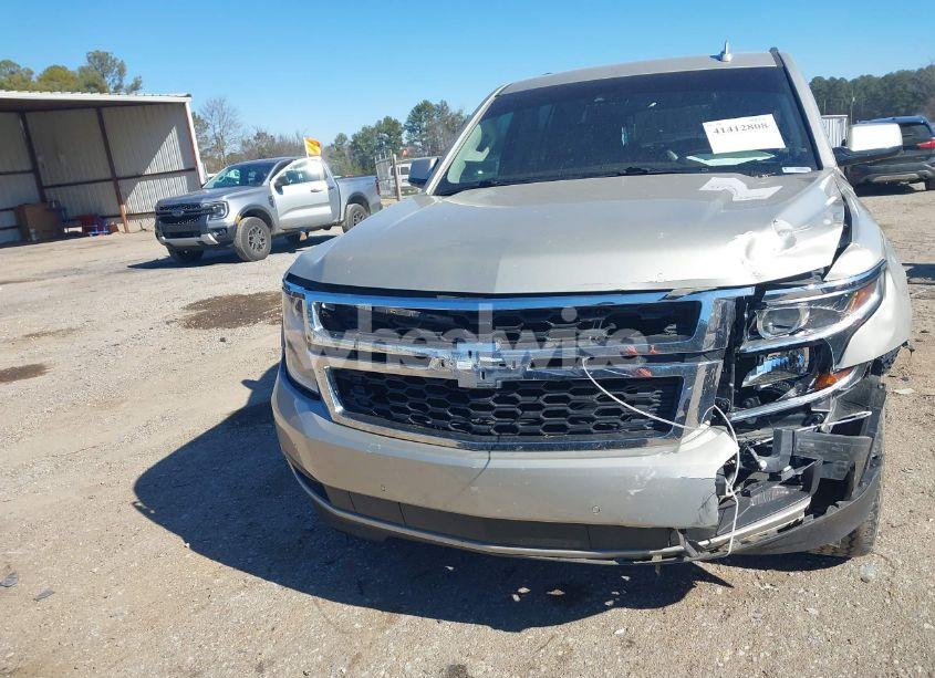 Photo 12 of 2016 Chevrolet Tahoe LT (VIN 1GNSCBKC1GR223597)