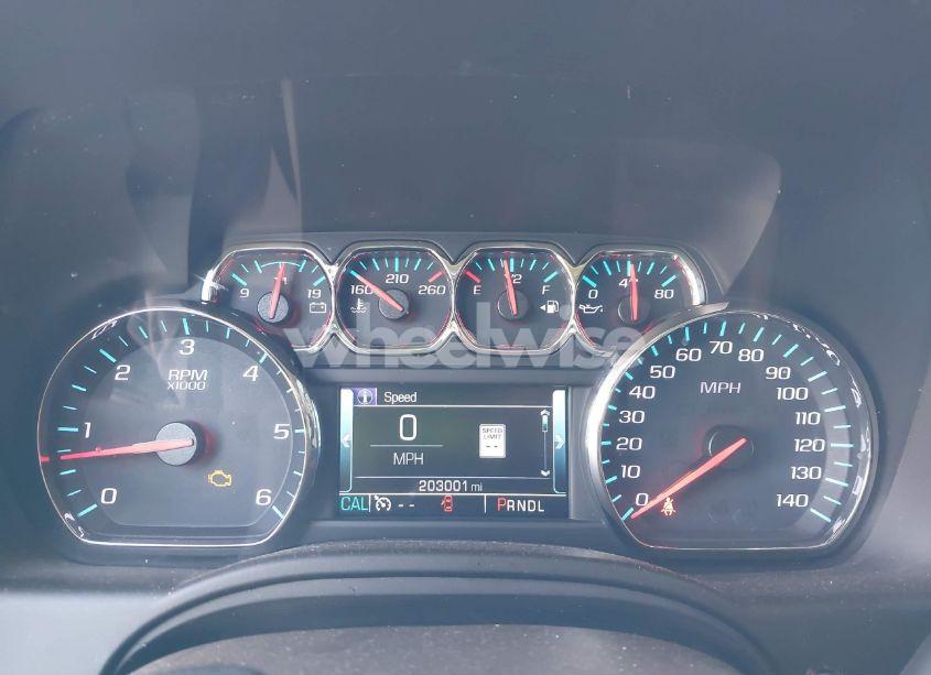 Photo 7 of 2017 Chevrolet Tahoe LT (VIN 1GNSCBKC1HR245813)