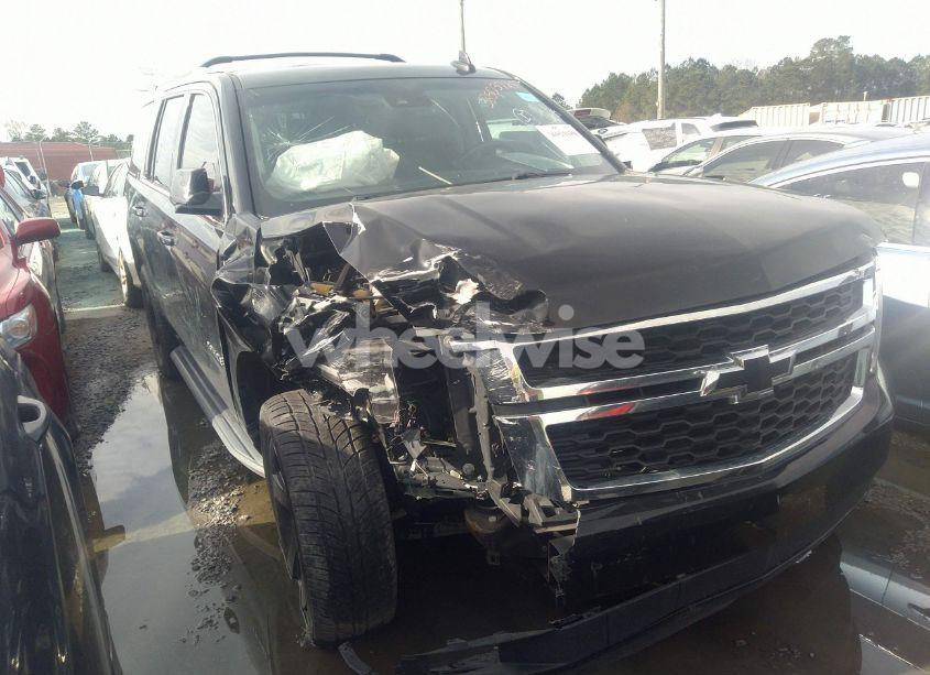 2017 Chevrolet Tahoe LT (VIN 1GNSCBKC1HR309039) main photo