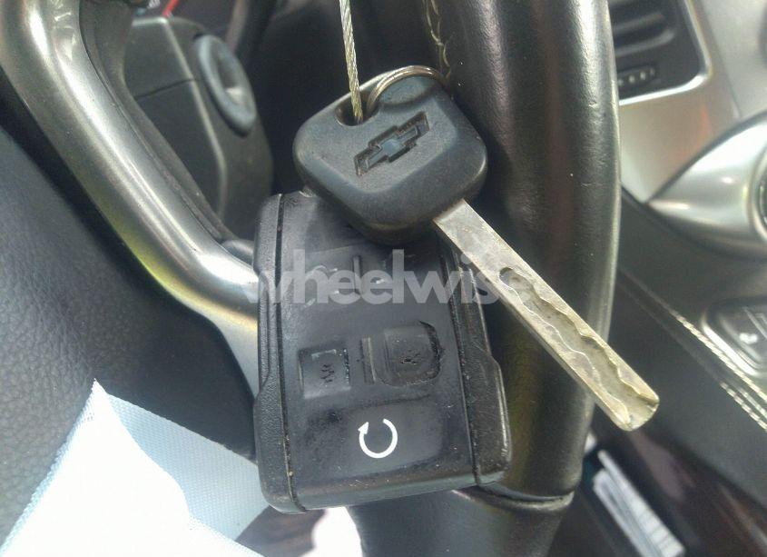 Photo 11 of 2017 Chevrolet Tahoe LT (VIN 1GNSCBKC1HR309039)