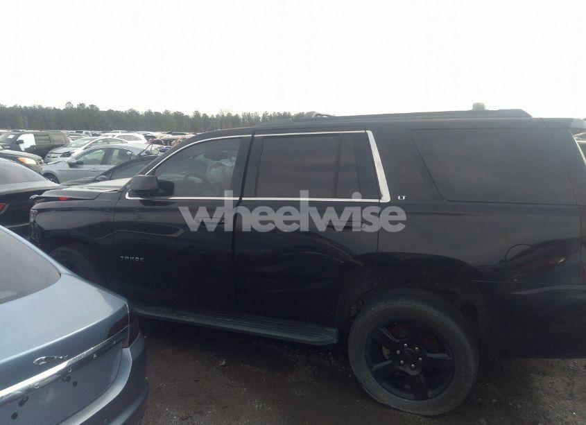 Photo 14 of 2017 Chevrolet Tahoe LT (VIN 1GNSCBKC1HR309039)