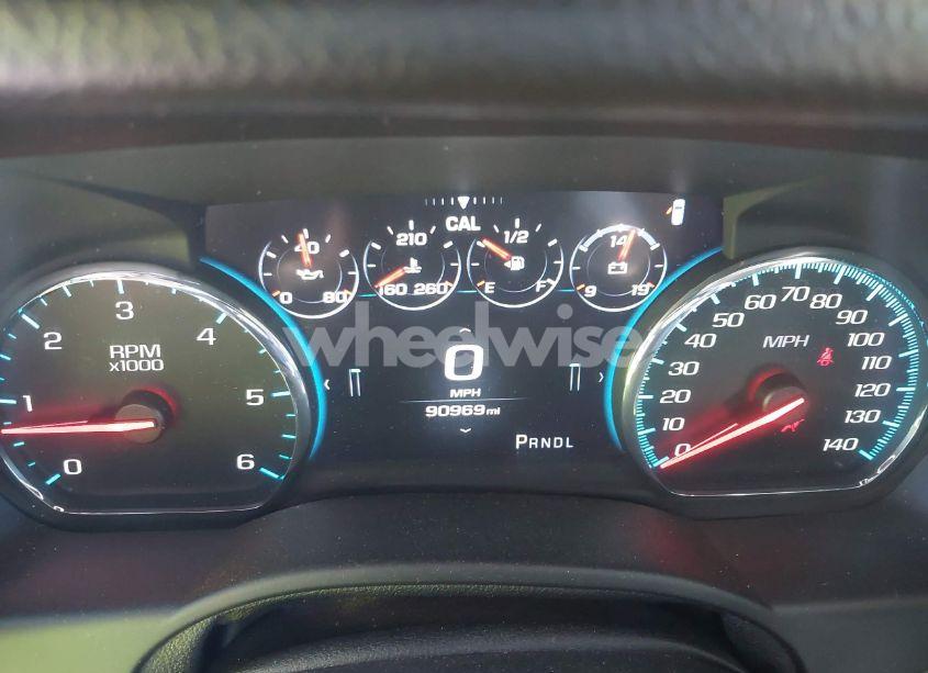 Photo 7 of 2017 Chevrolet Tahoe LT (VIN 1GNSCBKC1HR403647)