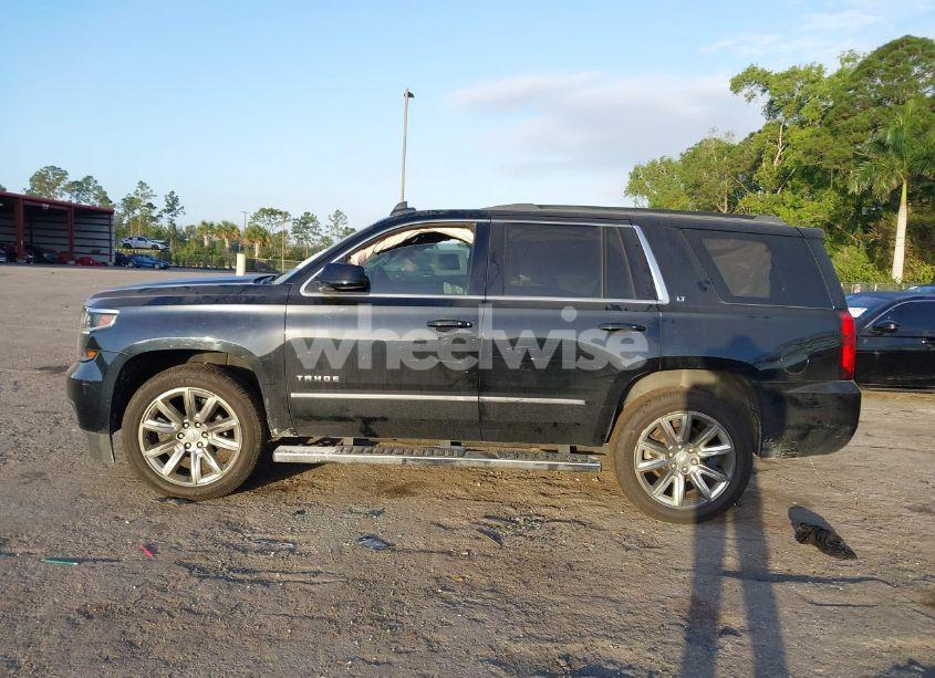 Photo 15 of 2018 Chevrolet Tahoe LT (VIN 1GNSCBKC1JR365875)