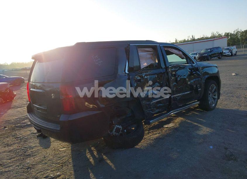 Photo 4 of 2018 Chevrolet Tahoe LT (VIN 1GNSCBKC1JR365875)