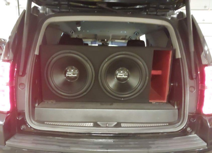 Photo 12 of 2019 Chevrolet Tahoe LT (VIN 1GNSCBKC1KR387148)