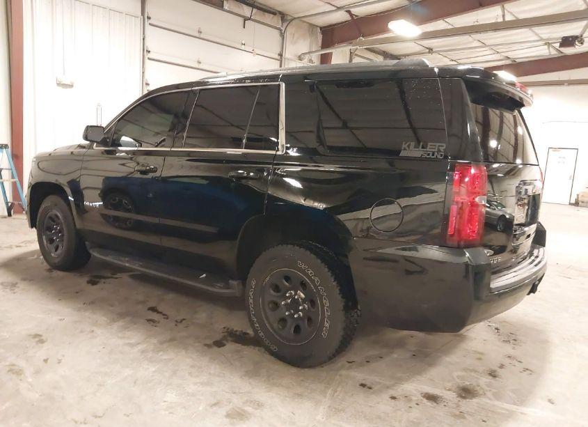 Photo 3 of 2019 Chevrolet Tahoe LT (VIN 1GNSCBKC1KR387148)