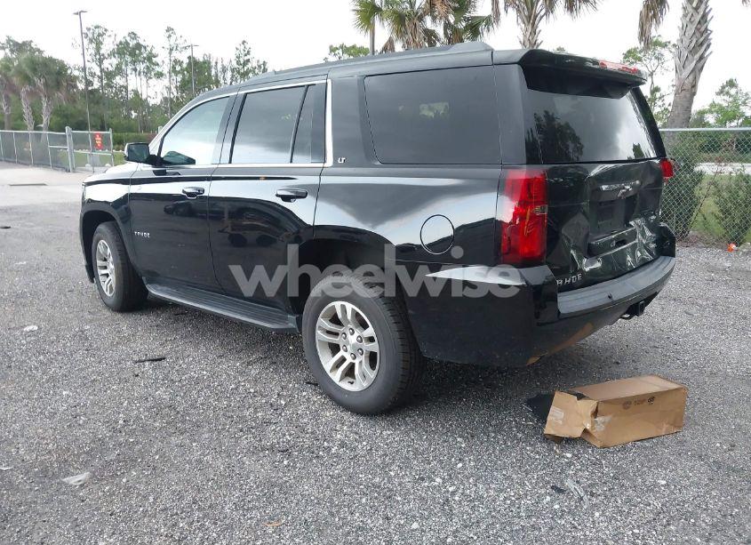 Photo 3 of 2020 Chevrolet Tahoe 2WD LT (VIN 1GNSCBKC1LR182348)