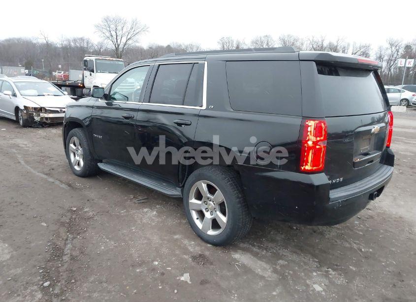 Photo 3 of 2015 Chevrolet Tahoe LT (VIN 1GNSCBKC2FR121370)