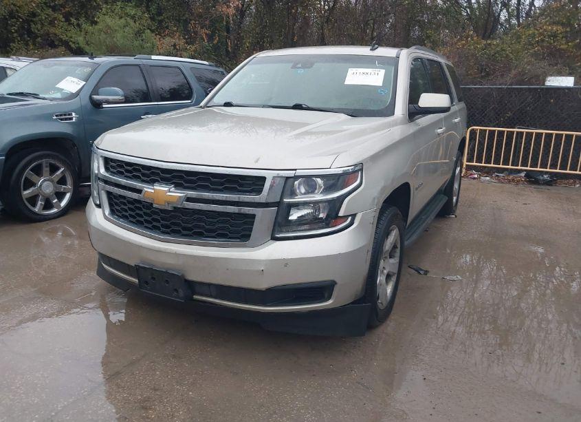 Photo 2 of 2015 Chevrolet Tahoe LT (VIN 1GNSCBKC2FR137276)