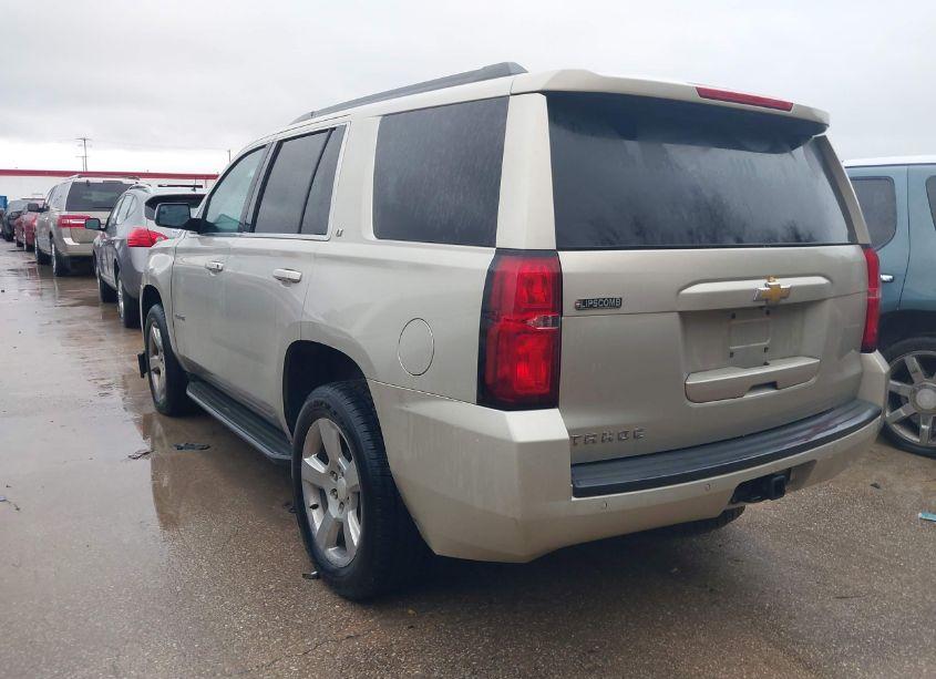 Photo 3 of 2015 Chevrolet Tahoe LT (VIN 1GNSCBKC2FR137276)