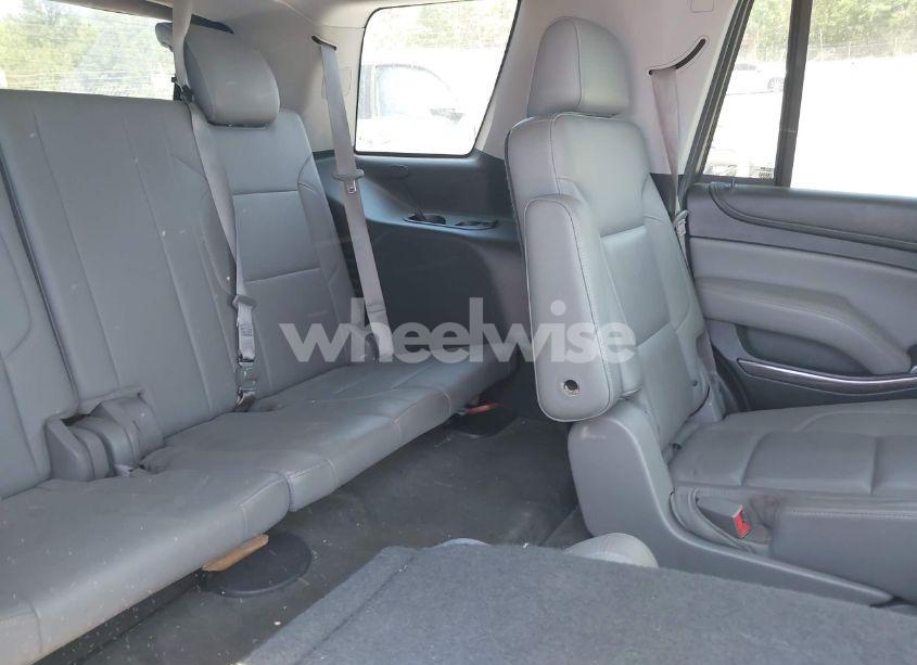 Photo 8 of 2015 Chevrolet Tahoe LT (VIN 1GNSCBKC2FR182976)