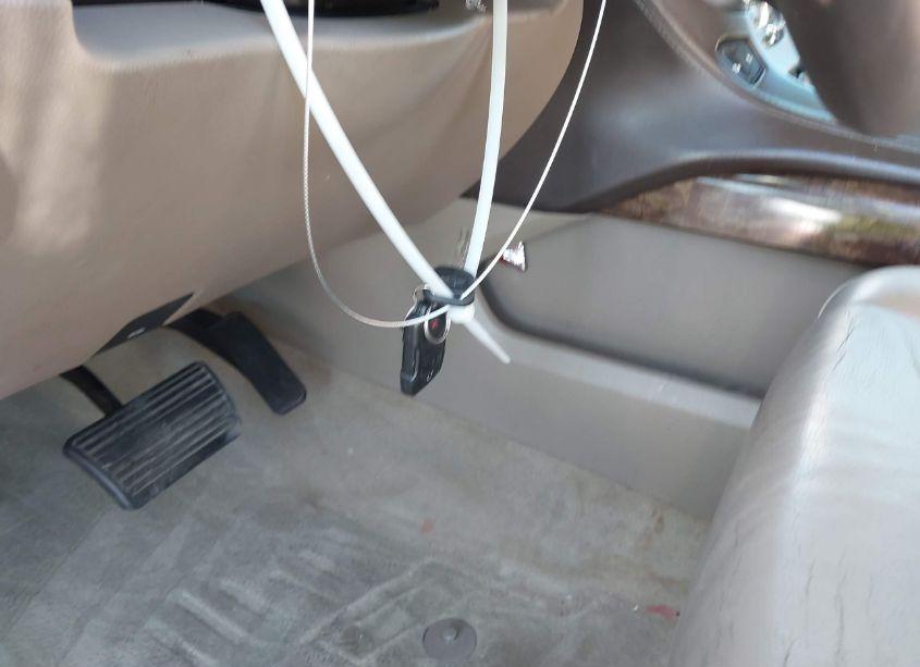 Photo 11 of 2015 Chevrolet Tahoe LT (VIN 1GNSCBKC2FR516147)