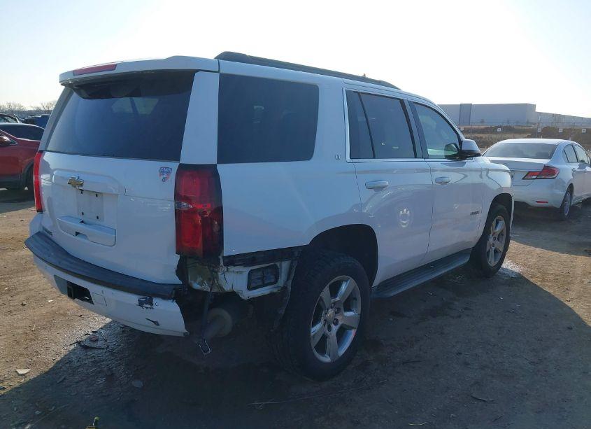 Photo 4 of 2015 Chevrolet Tahoe LT (VIN 1GNSCBKC2FR516147)