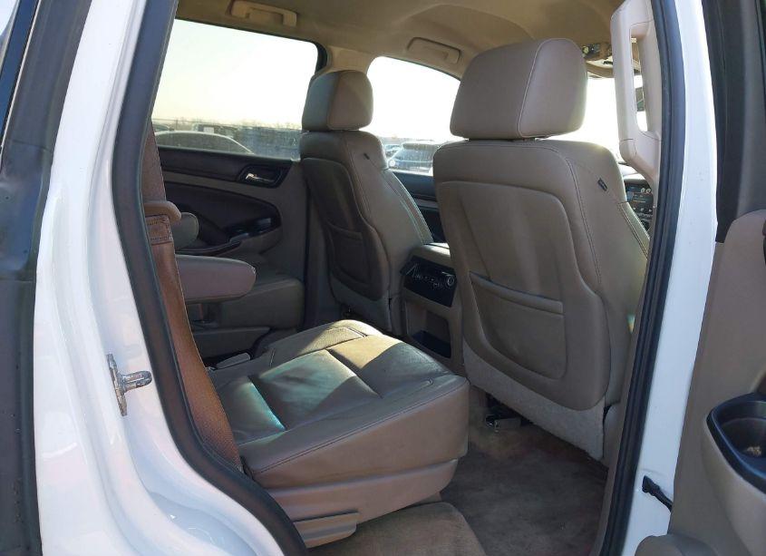 Photo 8 of 2015 Chevrolet Tahoe LT (VIN 1GNSCBKC2FR516147)