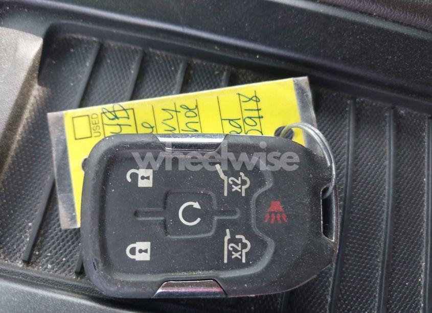 Photo 11 of 2016 Chevrolet Tahoe LT (VIN 1GNSCBKC2GR470918)