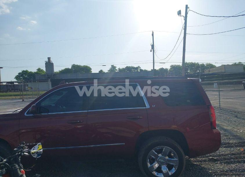 Photo 14 of 2016 Chevrolet Tahoe LT (VIN 1GNSCBKC2GR470918)