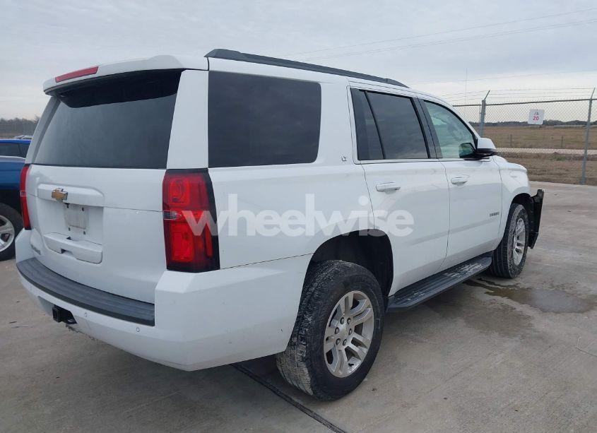 Photo 4 of 2017 Chevrolet Tahoe LT (VIN 1GNSCBKC2HR141086)