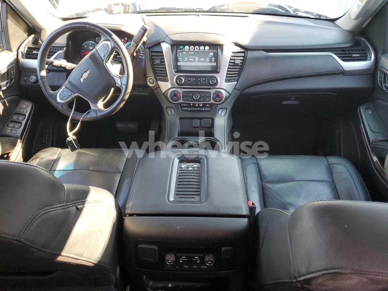 Photo 8 of 2017 CHEVROLET TAHOE C1500 LT (VIN 1GNSCBKC2HR339330)