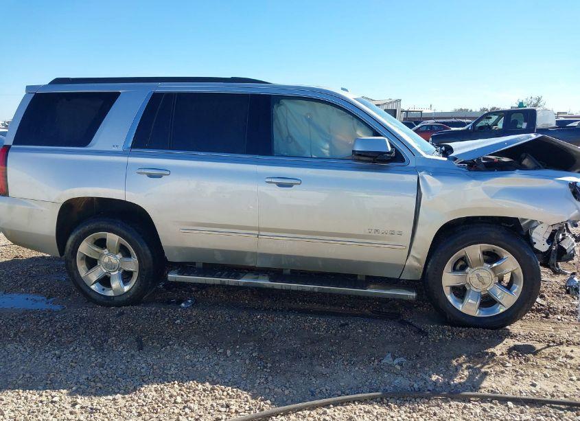 Photo 13 of 2017 Chevrolet Tahoe LT (VIN 1GNSCBKC2HR393548)