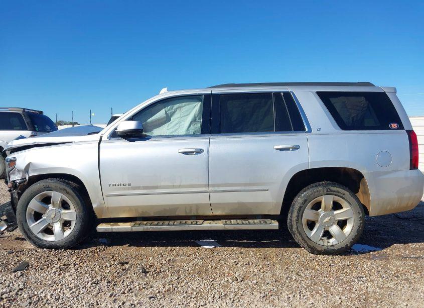 Photo 14 of 2017 Chevrolet Tahoe LT (VIN 1GNSCBKC2HR393548)